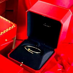 Cartier Juste un clou bracelet yellow gold size 18 authentic certificate and bag